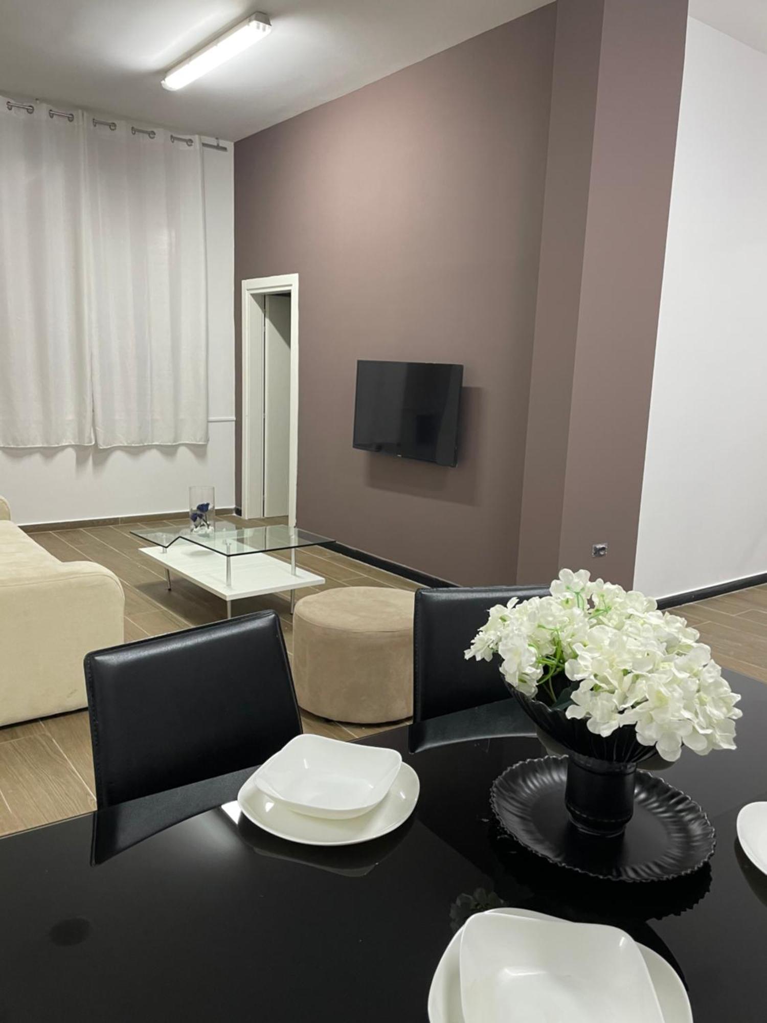 Gold Apartament วญอเรอ ภายนอก รูปภาพ